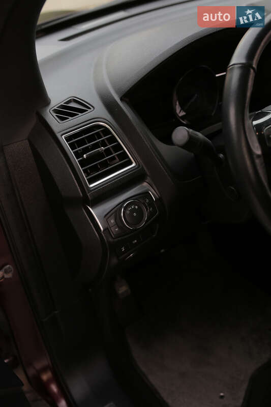 Внедорожник / Кроссовер Ford Explorer 2018 в Кременце