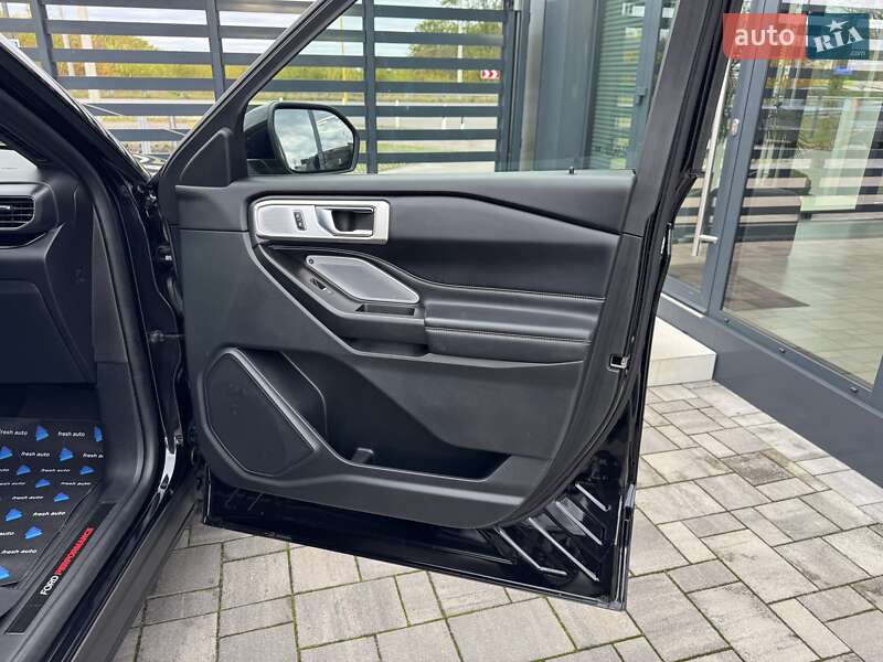 Позашляховик / Кросовер Ford Explorer 2020 в Рівному