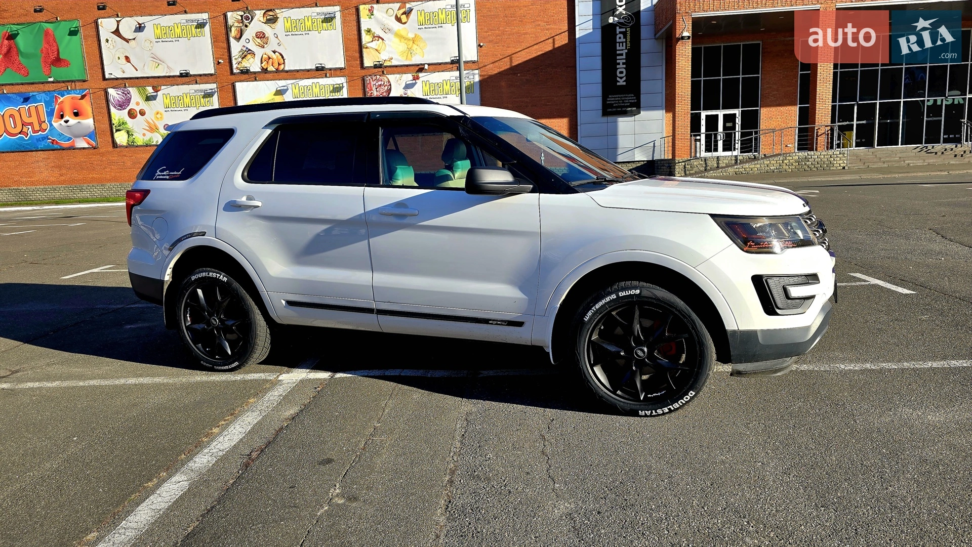 2016 Ford Explorer - мініатюра 19