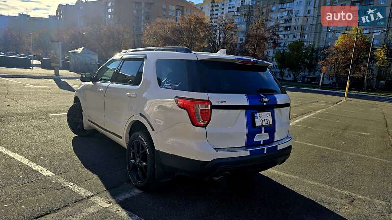 Позашляховик / Кросовер Ford Explorer 2016 в Броварах