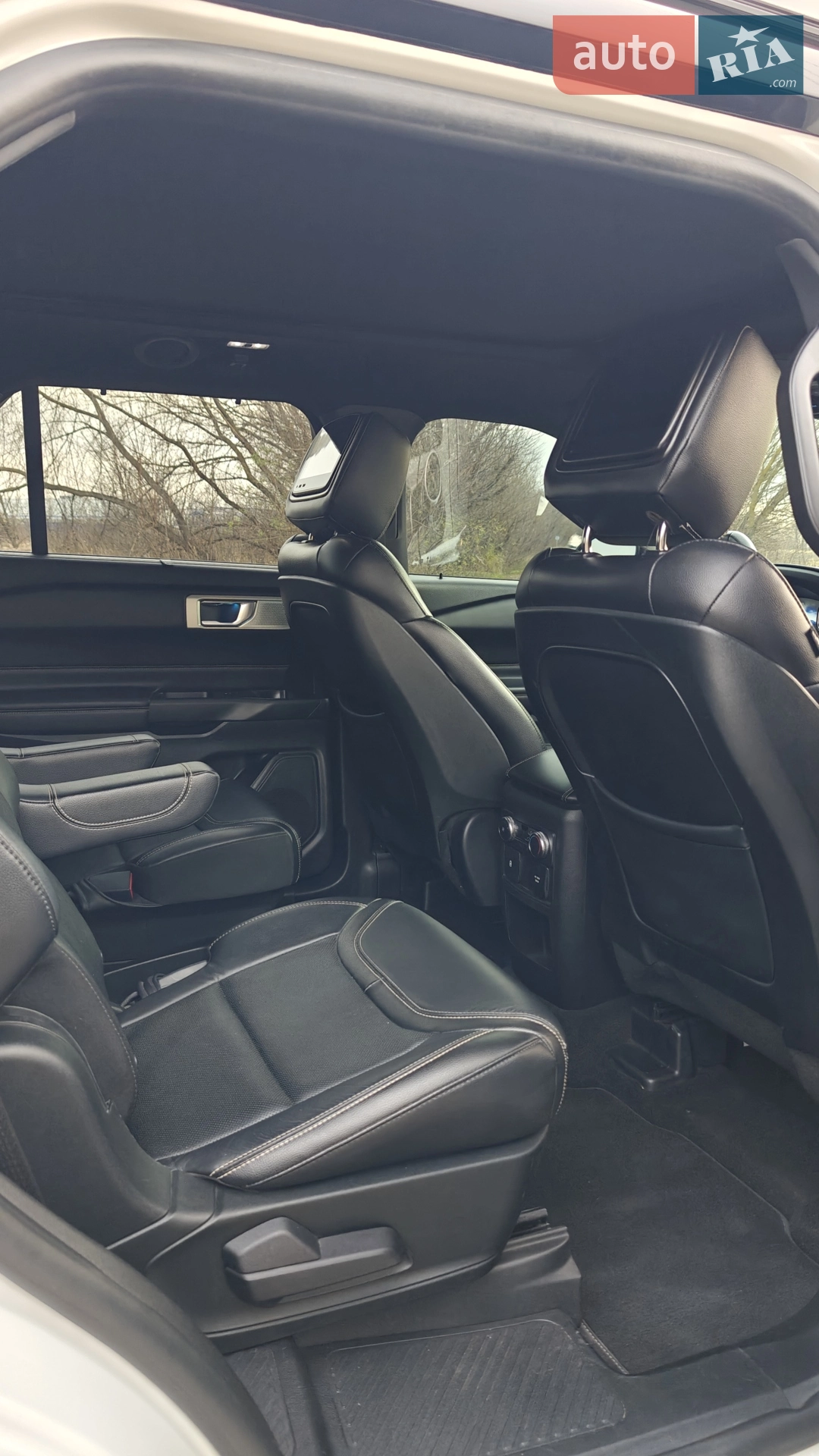 2019 Ford Explorer - мініатюра 13