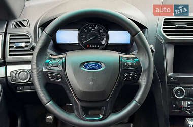 Внедорожник / Кроссовер Ford Explorer 2016 в Одессе