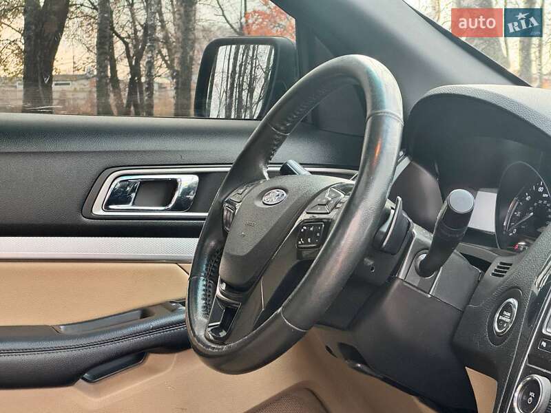 Позашляховик / Кросовер Ford Explorer 2017 в Охтирці