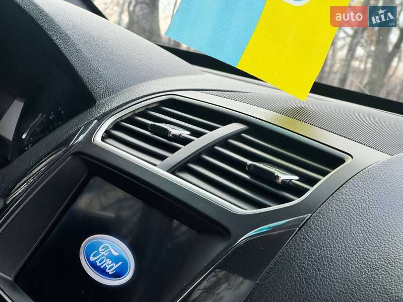 Внедорожник / Кроссовер Ford Explorer 2017 в Ахтырке