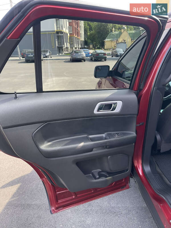 Внедорожник / Кроссовер Ford Explorer 2014 в Виннице