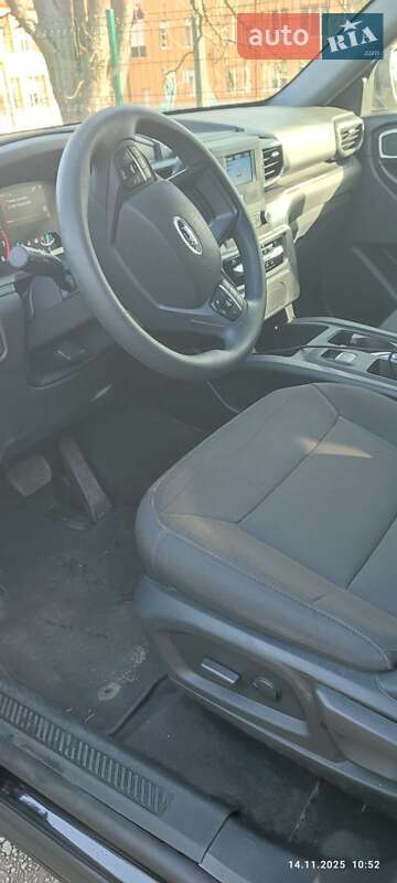 Внедорожник / Кроссовер Ford Explorer 2022 в Киеве