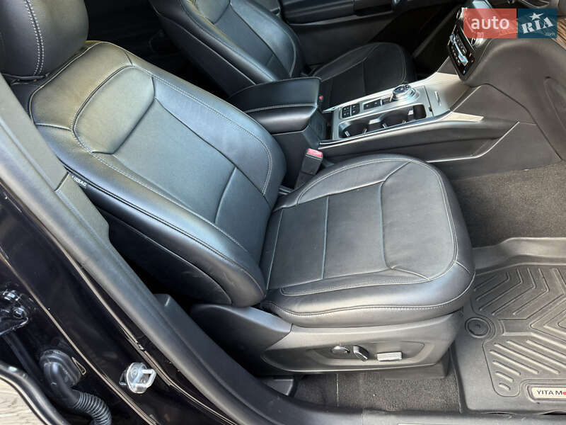 Внедорожник / Кроссовер Ford Explorer 2019 в Ковеле