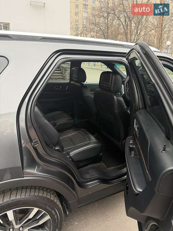 Внедорожник / Кроссовер Ford Explorer 2016 в Киеве