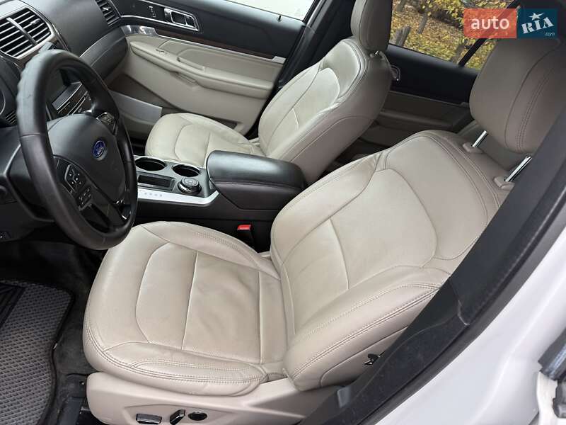 Позашляховик / Кросовер Ford Explorer 2016 в Києві фото 21 Позашляховик / Кросовер Ford Explorer 2016 в Києві