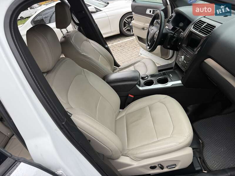 Позашляховик / Кросовер Ford Explorer 2016 в Києві фото 37 Позашляховик / Кросовер Ford Explorer 2016 в Києві