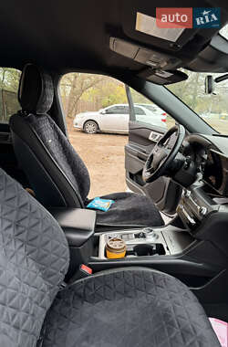 Позашляховик / Кросовер Ford Explorer 2020 в Одесі