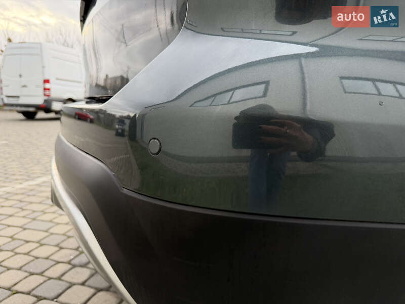 Внедорожник / Кроссовер Ford Explorer 2016 в Ивано-Франковске