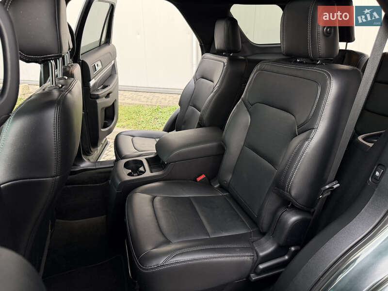 Внедорожник / Кроссовер Ford Explorer 2016 в Ивано-Франковске