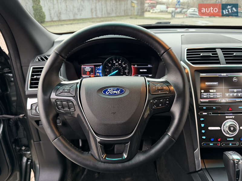 Внедорожник / Кроссовер Ford Explorer 2016 в Ивано-Франковске