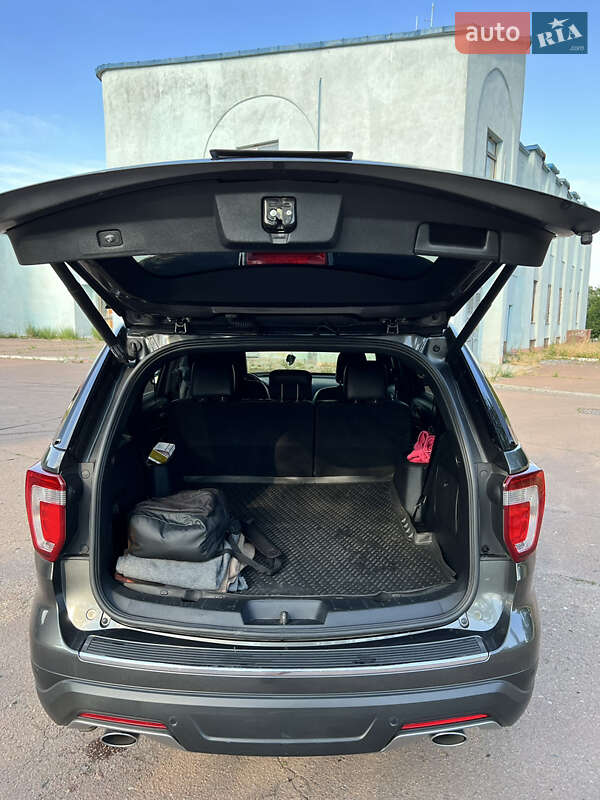 Внедорожник / Кроссовер Ford Explorer 2018 в Чернигове