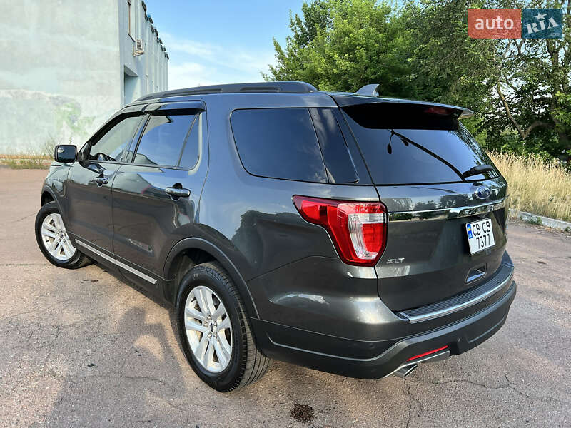 Внедорожник / Кроссовер Ford Explorer 2018 в Чернигове