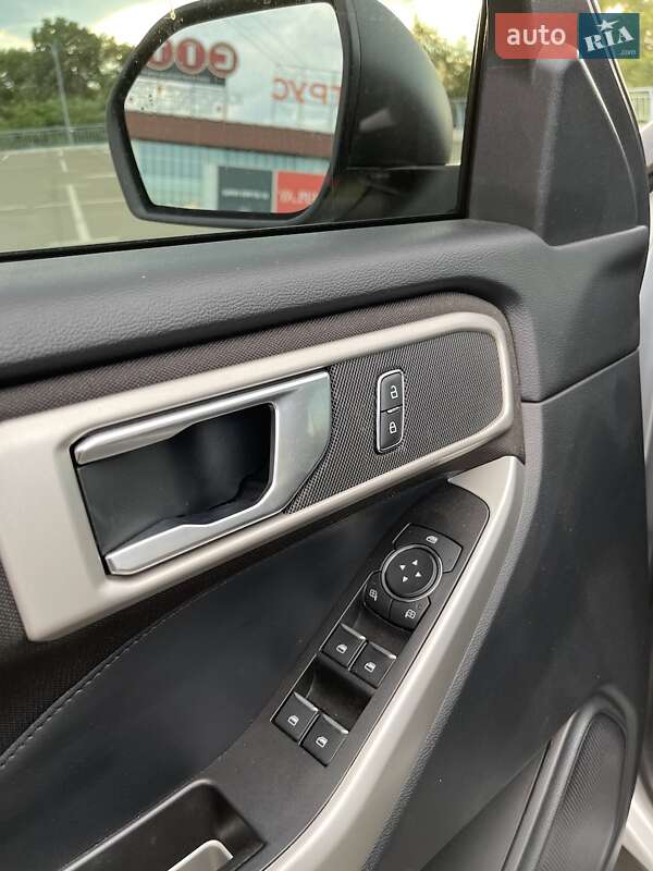 Внедорожник / Кроссовер Ford Explorer 2020 в Киеве