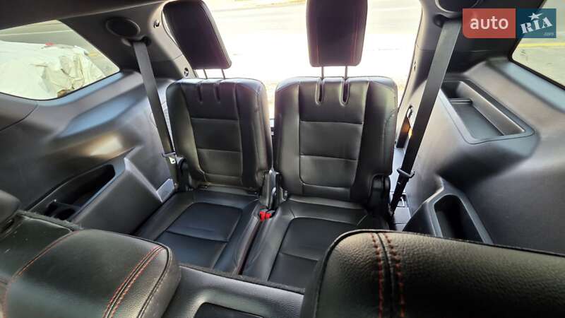 Позашляховик / Кросовер Ford Explorer 2016 в Ірпені