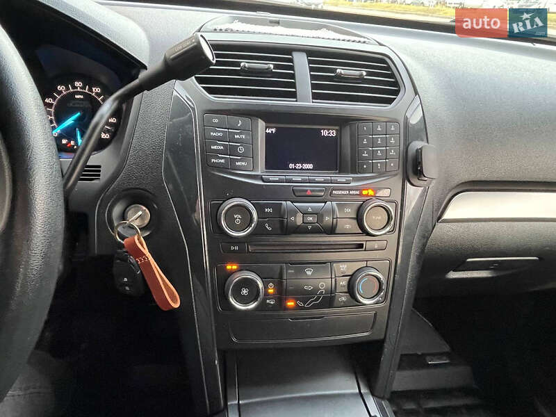 Позашляховик / Кросовер Ford Explorer 2017 в Києві