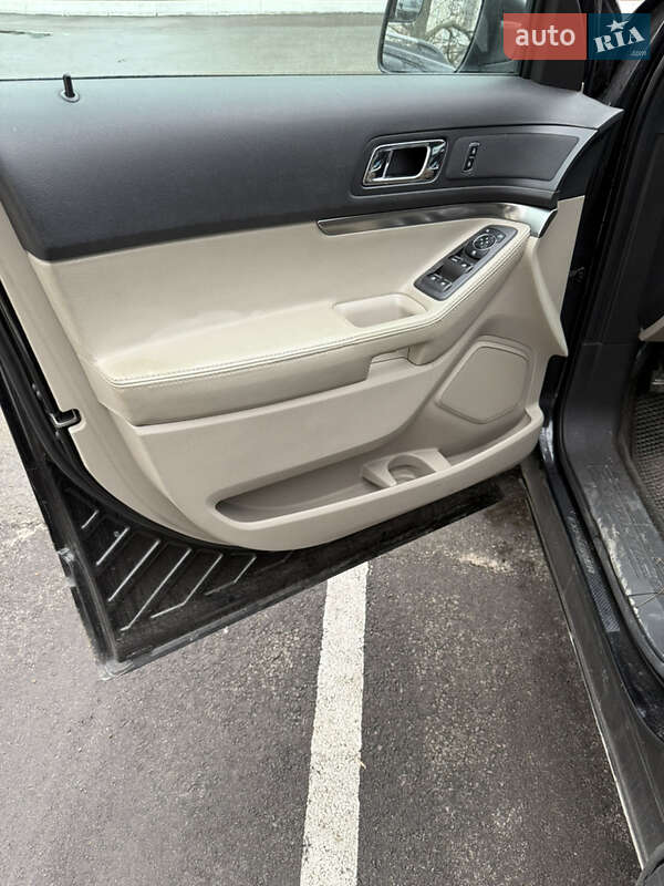 Позашляховик / Кросовер Ford Explorer 2015 в Києві фото 9 Позашляховик / Кросовер Ford Explorer 2015 в Києві