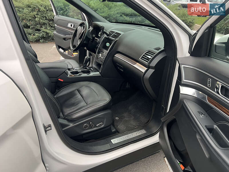 Внедорожник / Кроссовер Ford Explorer 2018 в Днепре