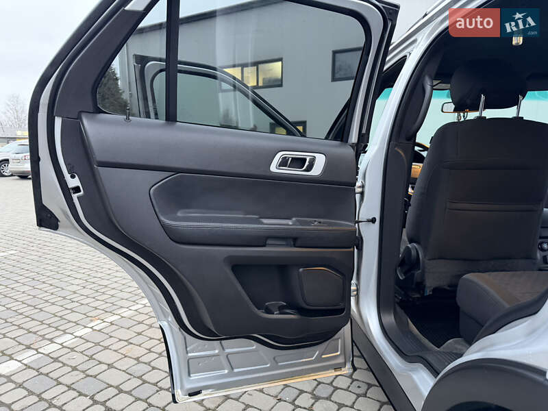 Внедорожник / Кроссовер Ford Explorer 2014 в Ивано-Франковске