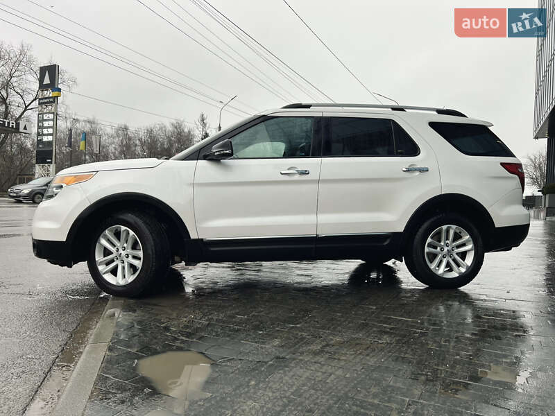 Внедорожник / Кроссовер Ford Explorer 2013 в Тернополе