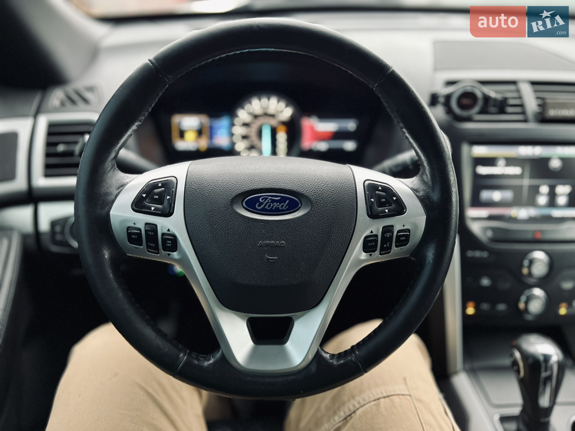 2013 Ford Explorer - мініатюра 29