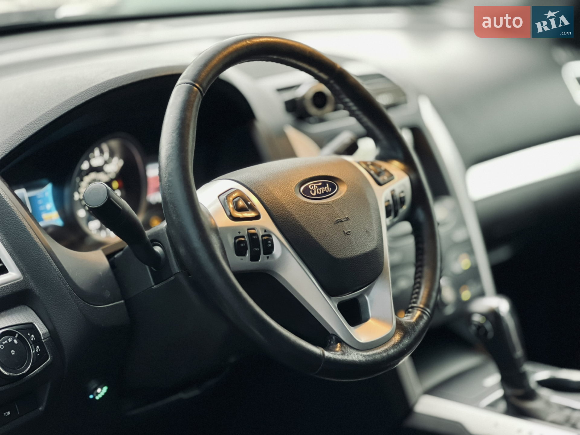2013 Ford Explorer - мініатюра 35