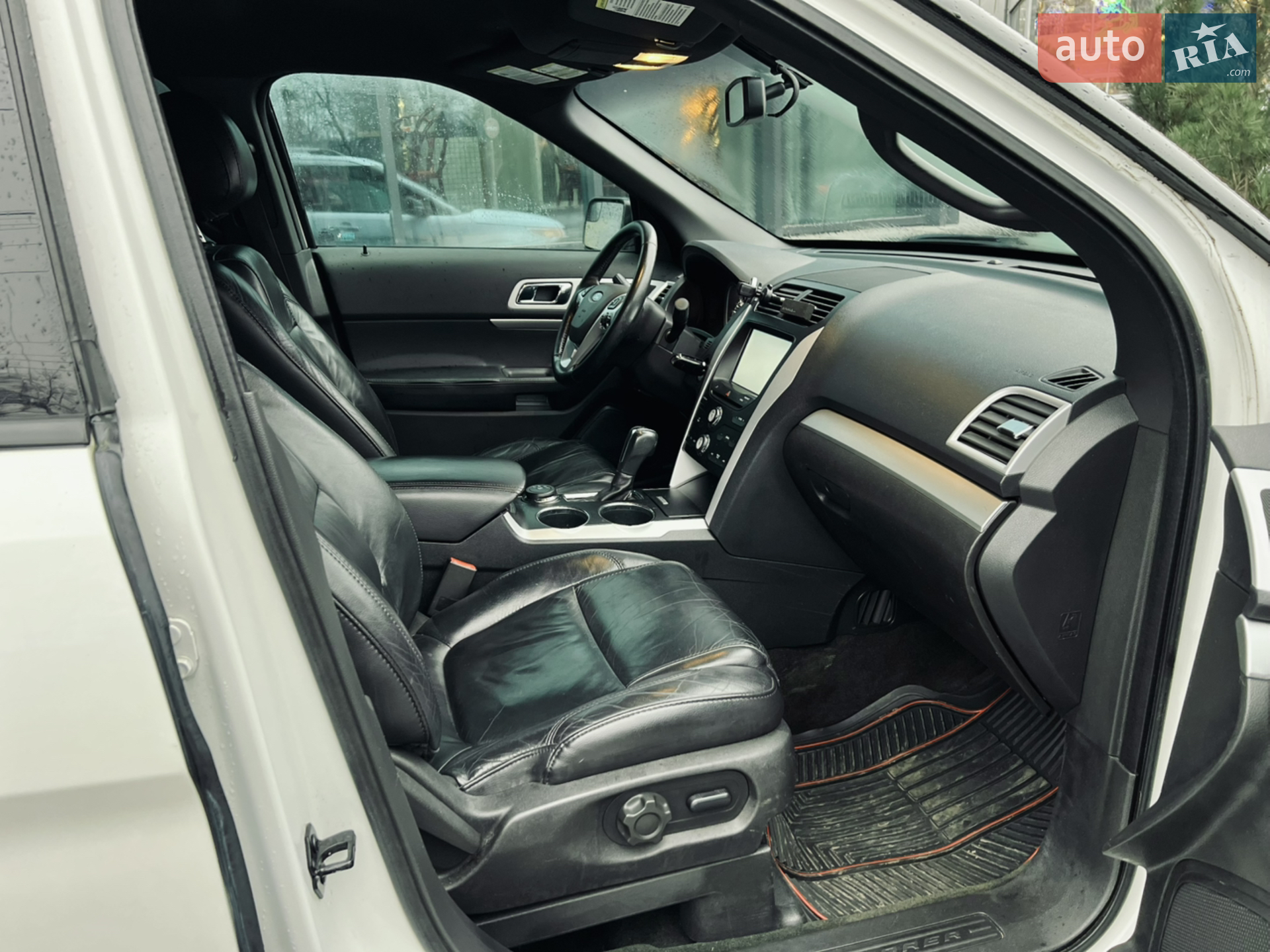 2013 Ford Explorer - мініатюра 37