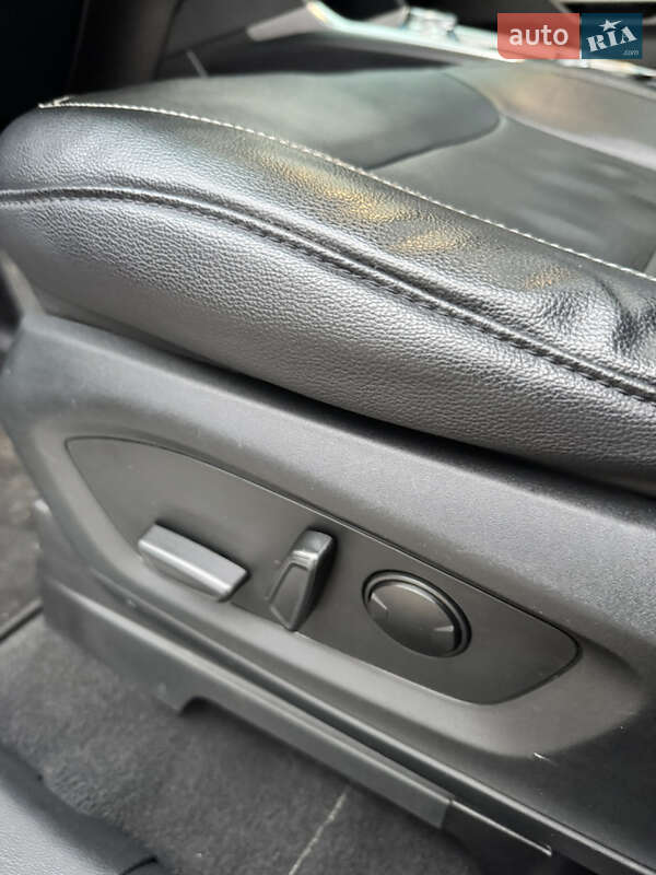 Внедорожник / Кроссовер Ford Explorer 2021 в Днепре фото 24 Внедорожник / Кроссовер Ford Explorer 2021 в Днепре