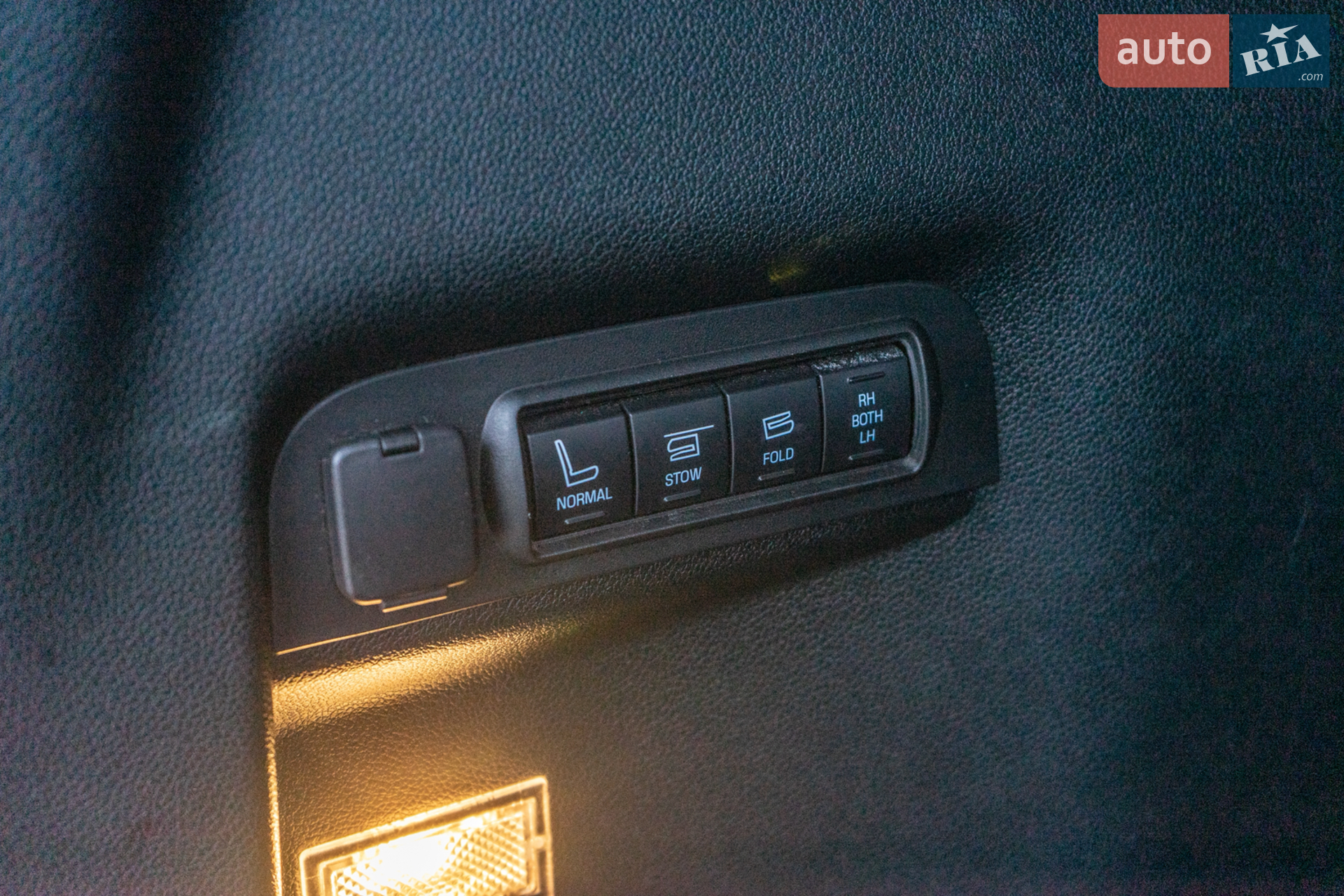 2018 Ford Explorer - мініатюра 15