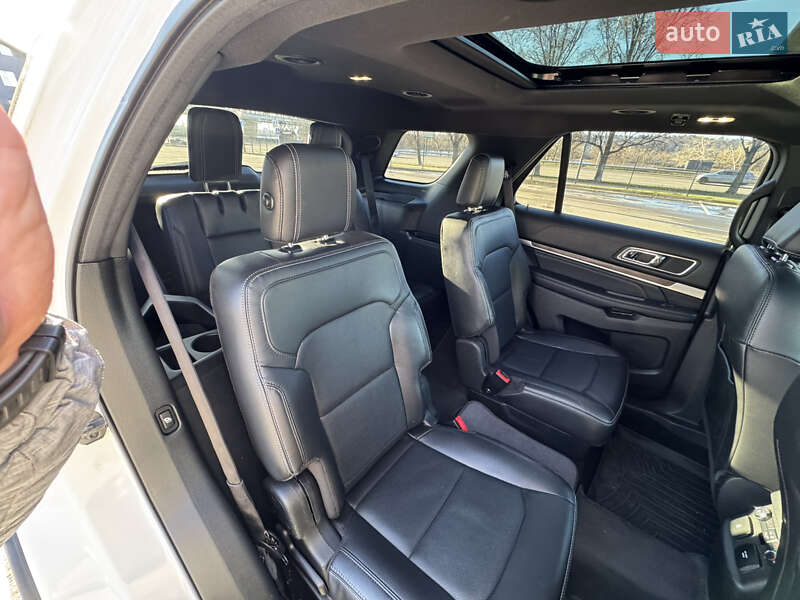 Внедорожник / Кроссовер Ford Explorer 2018 в Киеве