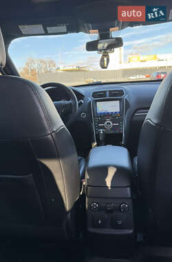 Внедорожник / Кроссовер Ford Explorer 2018 в Киеве