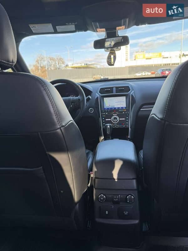 Внедорожник / Кроссовер Ford Explorer 2018 в Киеве