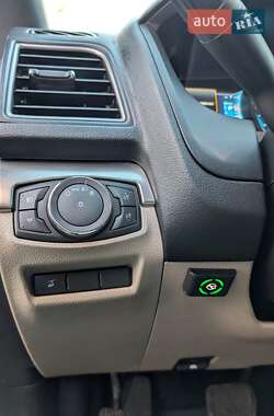 Позашляховик / Кросовер Ford Explorer 2017 в Черкасах