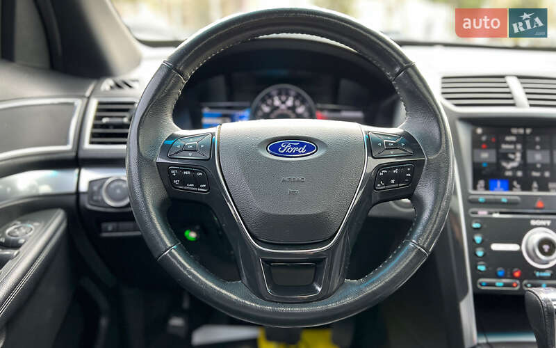 Внедорожник / Кроссовер Ford Explorer 2017 в Львове