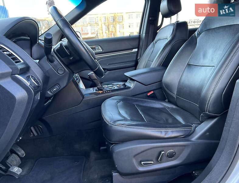 Позашляховик / Кросовер Ford Explorer 2016 в Ковелі фото 28 Позашляховик / Кросовер Ford Explorer 2016 в Ковелі