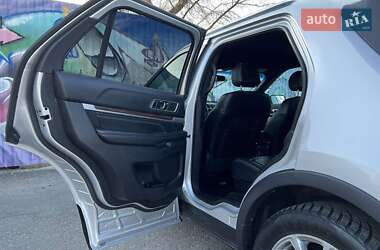 Позашляховик / Кросовер Ford Explorer 2016 в Ковелі