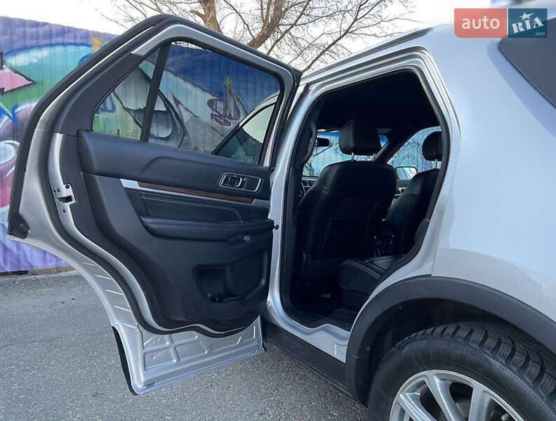 Позашляховик / Кросовер Ford Explorer 2016 в Ковелі фото 48 Позашляховик / Кросовер Ford Explorer 2016 в Ковелі
