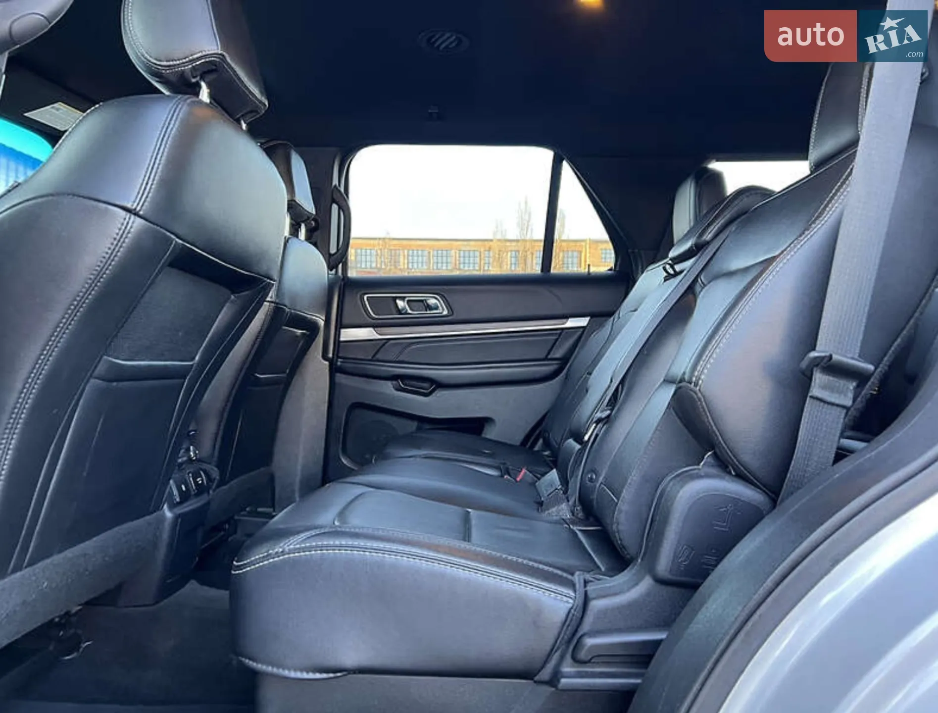 2016 Ford Explorer - мініатюра 53
