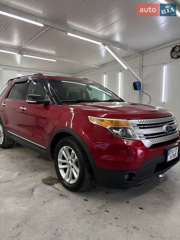 Позашляховик / Кросовер Ford Explorer 2014 в Ланівці