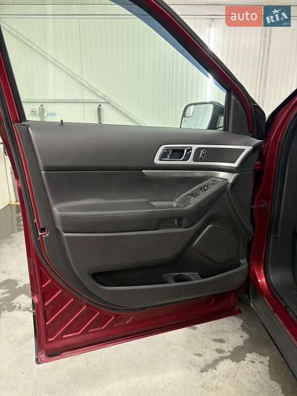 Позашляховик / Кросовер Ford Explorer 2014 в Ланівці