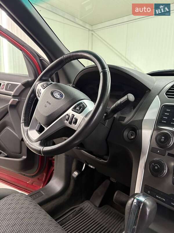 Позашляховик / Кросовер Ford Explorer 2014 в Ланівці