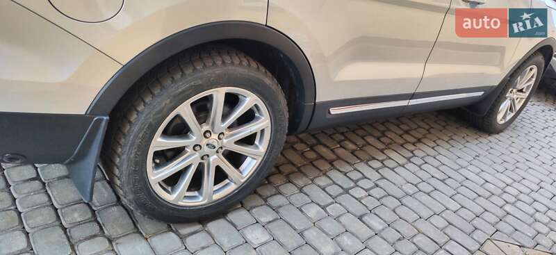Позашляховик / Кросовер Ford Explorer 2016 в Ковелі фото 5 Позашляховик / Кросовер Ford Explorer 2016 в Ковелі
