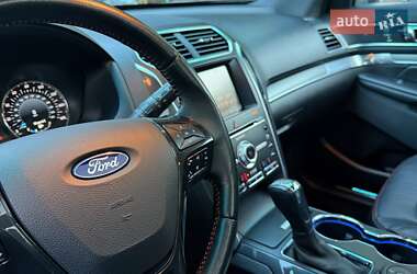 Внедорожник / Кроссовер Ford Explorer 2015 в Одессе