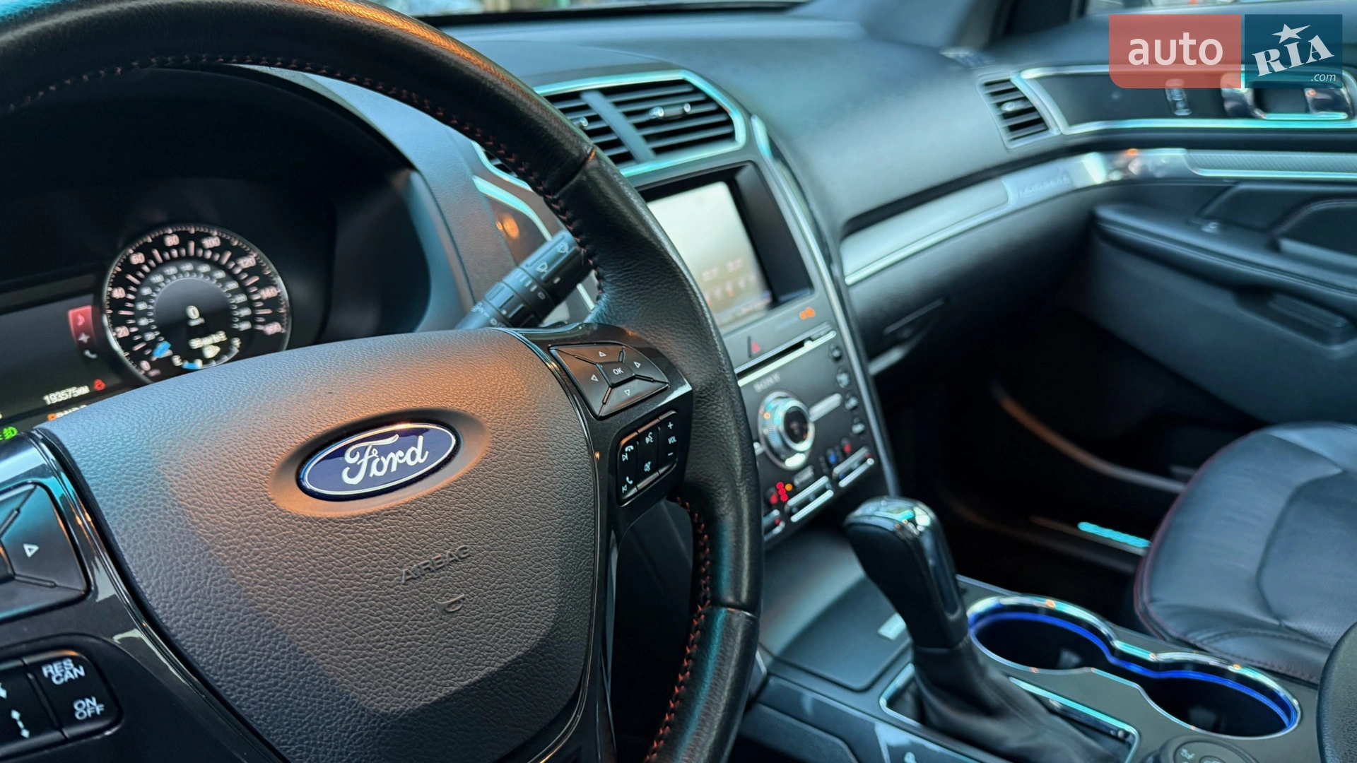 2015 Ford Explorer - мініатюра 19
