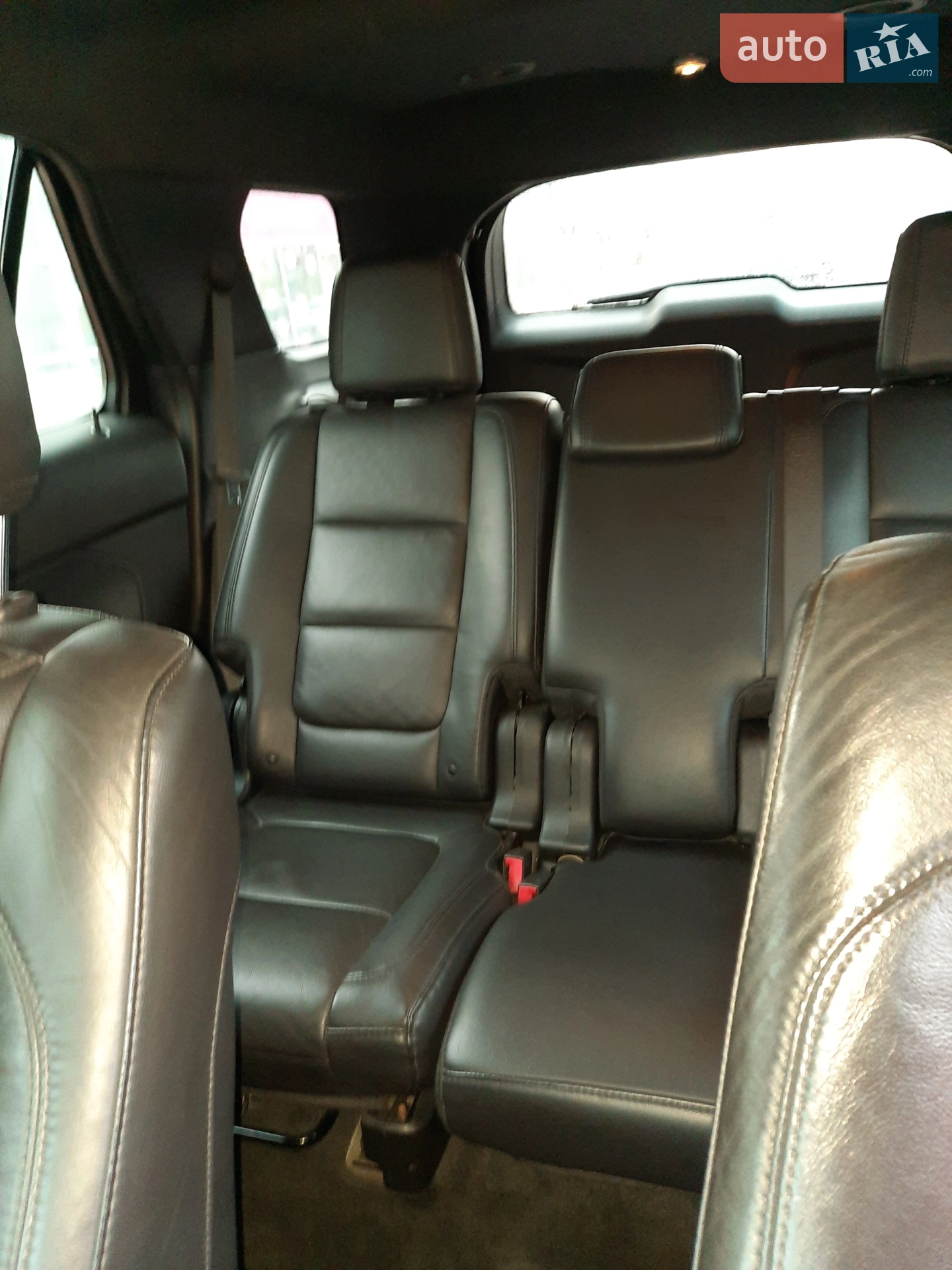 Ford Explorer 2014 VIN 1FM5K8D82FGB66322 фото оголошення 3 з 8