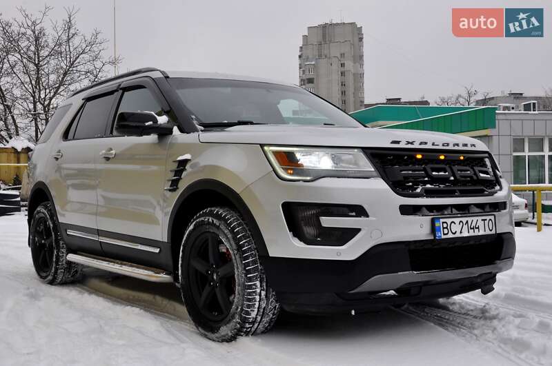 Внедорожник / Кроссовер Ford Explorer 2016 в Львове
