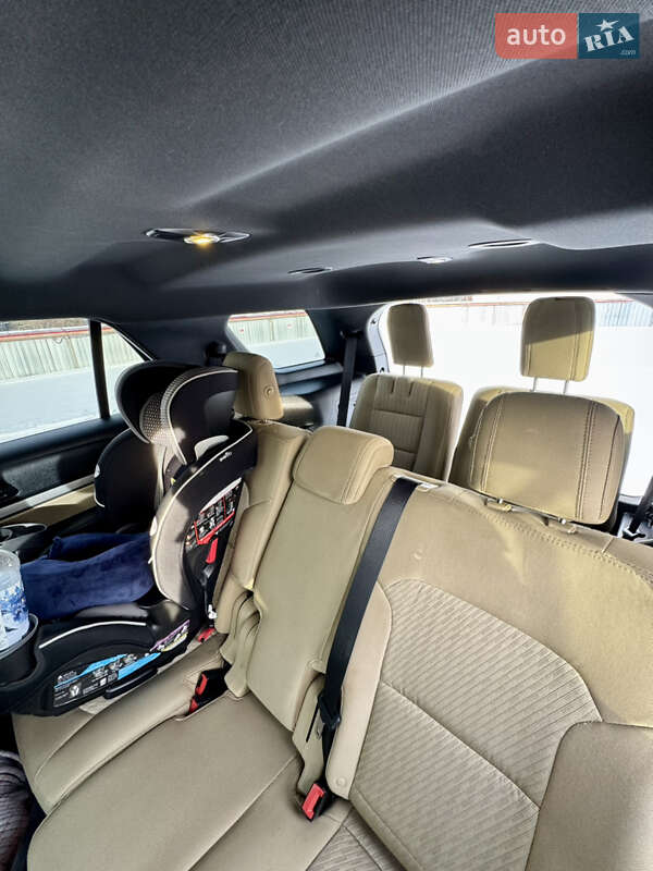 Внедорожник / Кроссовер Ford Explorer 2017 в Виннице